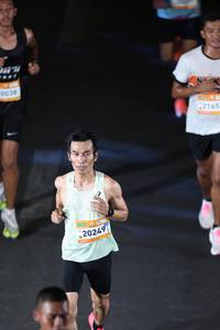 BIB: 0038, 20249, 2165
                            <button type="button" onclick="openModal(22931302)" class="btn btn-primary btn-sm float-right btn-popup" data-toggle="modal" data-target=".modal-high-quality">
                        <i class="fas fa-shopping-cart"></i> Add to Cart
                    </button>
                                            <button type="button" onclick="isThisMe(22931302, true)" class="btn btn-success btn-sm float-right btn-popup btn-isme hidden" data-toggle="tooltip" data-placement="bottom" title="นี่คือรูปของคุณใช่ไหม คลิกที่นี่เพื่อเอาเข้าอัลบั้ม">
                        <i class="fas fa-plus"></i> Add to album
                    </button>
                    <button type="button" onclick="isThisMe(22931302, false)" class="btn btn-warning btn-sm float-right btn-popup btn-isnotme hidden">
                        <i class="fas fa-ban"></i> Remove from album
                    </button>